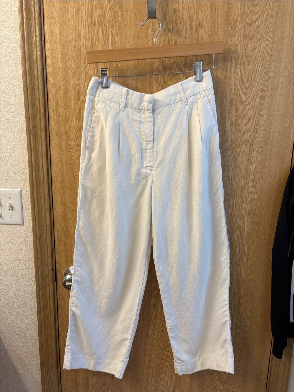 Wilfred White 'The Effortless Pant' Tailored Crop